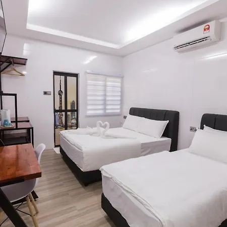 Lee Luxury Home, Usm Penang